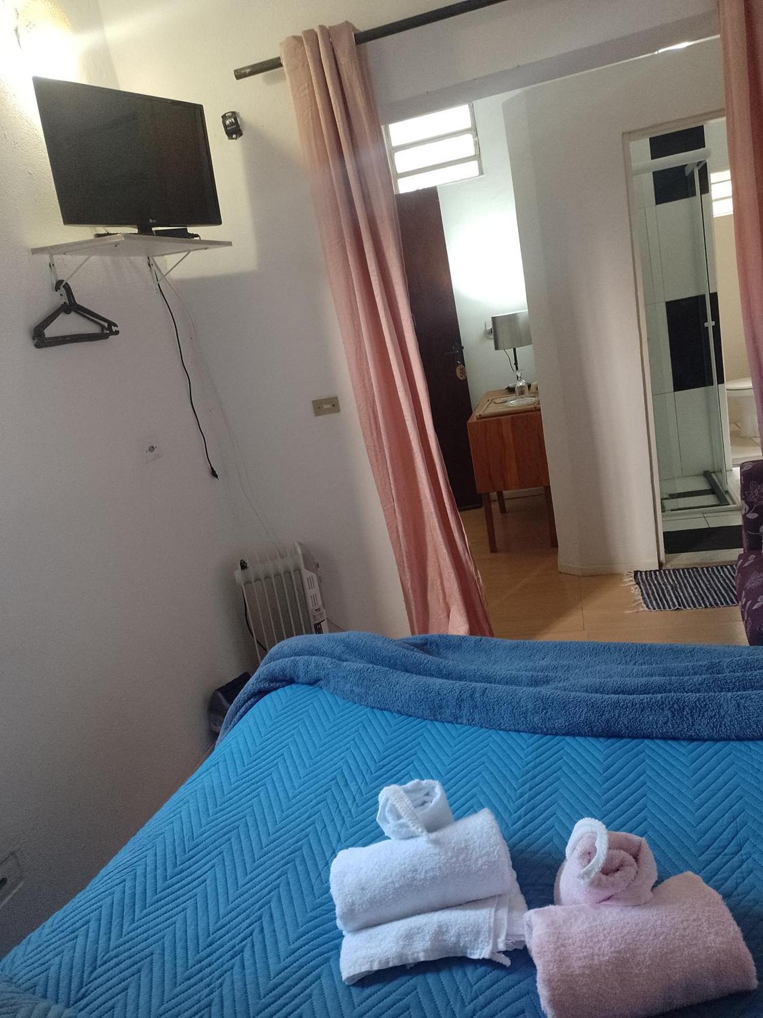 Campos do JordãoQuartos Para Hospedagem Da Casa Amarelaアパートメント 部屋 写真